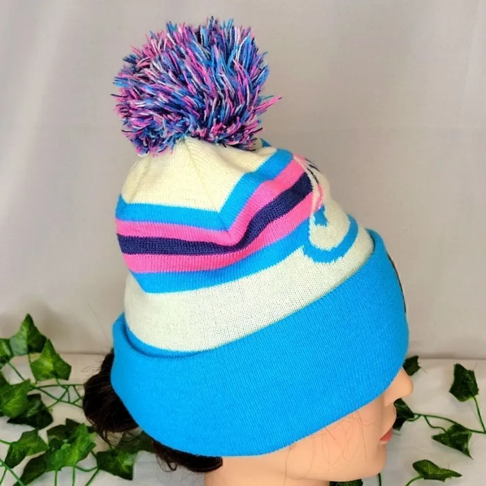 Local Outdoor Beanie. EUC